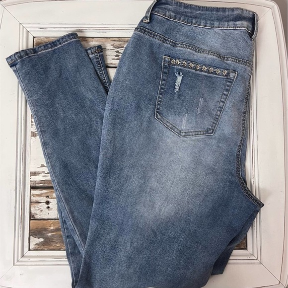 Abercrombie and Fitch 25/29 jeans. Girls women’s #312 - Picture 2 of 9